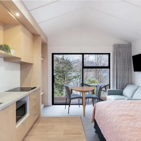 Driftaway Queenstown Hotels in Queenstown