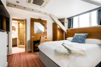 Mannings Hotel Hotels near Truro and Penwith College