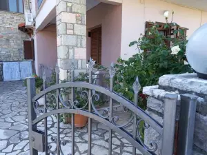 Kontolati's Mountain House