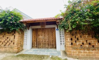 Đuong Lam Homestay - House Number 9