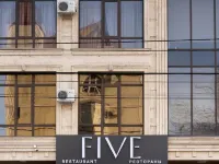 Five hotel Hotels near Park of Maxim Gorky