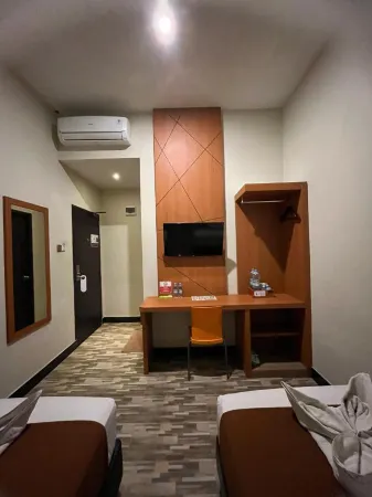 Bless Hotels Отели в г. Ladang