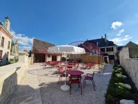 Hotel de l'Abbaye de Longpont Hotels in Saint-Pierre-Aigle
