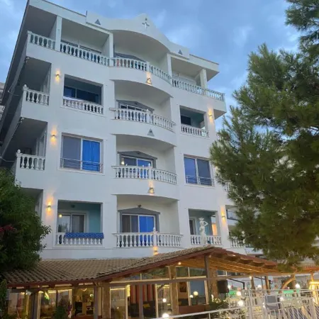 Kalemi's Beachside Hotel
