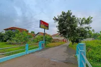 OYO 91955 Pondokan Cempaka Hotels in Talun