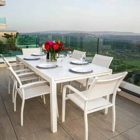 A52 - Apartment with Sea and Country Views