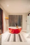 Yotaka @Khanom - Badekar