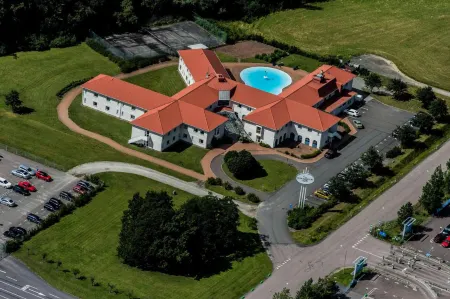 Sturup Airport Hotel Отели в г. Скуруп