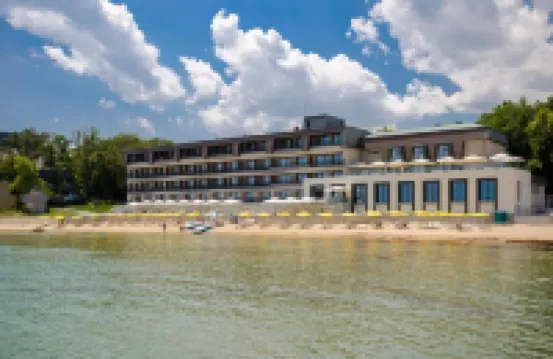 HVD Nympha Hotel - All Inclusive, Private Beach & Free Parking - Adults Only