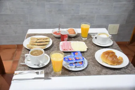 Hostal Anosa Casa Отели рядом с достопримечательностью «Museo do Pobo Galego»