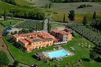 Hotel & Restaurant Casolare le Terre Rosse Các khách sạn ở San Gimignano