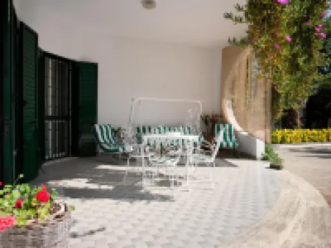 B&B Villa Ines Hotele w: Leuca
