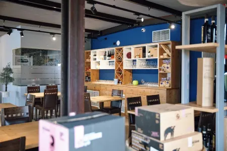 Hotel Almas Отели рядом с достопримечательностью «U.S. 36th Infantry Division Monument»