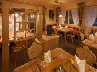 Dorfgasthof Adler Отели в г. Брегенц