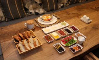 AFİLLİ KÖŞK