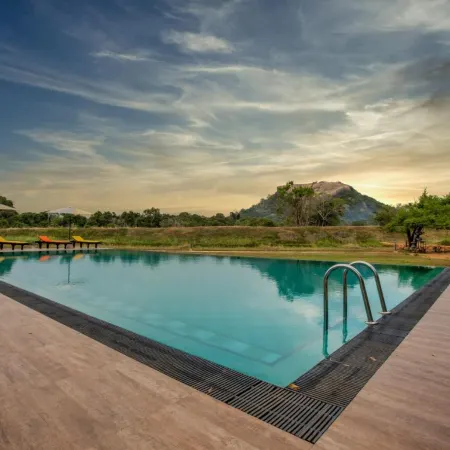 Sigiriya King's Resort