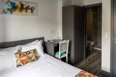 Residencial Kuarenta&Um Hotels in Barcelos