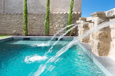 Palacio Condes de Cirac Hotels in 
