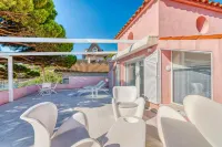 The Pink Elephant Hotel Hotels in S'agaro