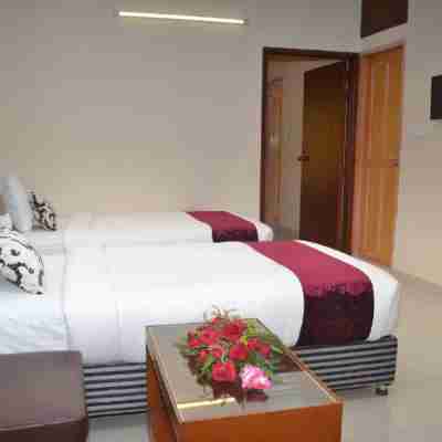 Lighthouse Family Retreat Rooms