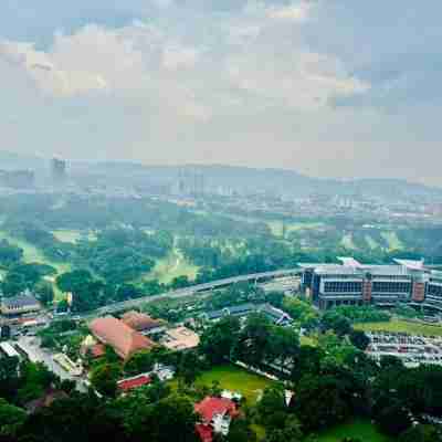 Crown Suites The Manor KLCC Kuala Lumpur City Center Rooms