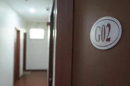 Labuan Jati Hotel Отели рядом с достопримечательностью «Chimney»