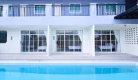APA-Tree Boutique Hotel Hotels in Takua Thung