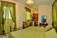 Mainades Maisonettes & Studios - Andros Serene Escape