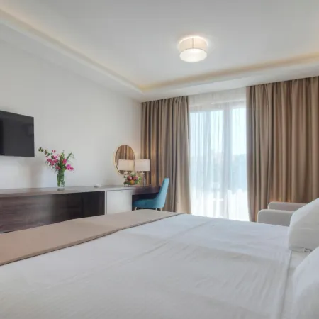 Hotel Twelve by Aycon