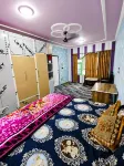Luminaire Homestay - parking