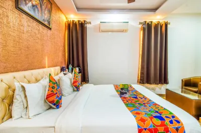Royal Comfort Castle Hotels near LSC Madangir