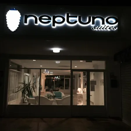 Neptuno Suites – Only Adults