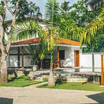 Sisikirana Villa (Luxury Villa in Galle) Hotel Exterior