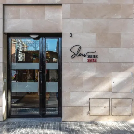 Slow Suites Setas Отели рядом с достопримечательностью «Старый город»