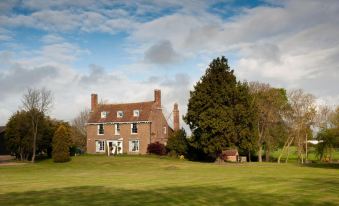 Goss Hall Bed & Breakfast