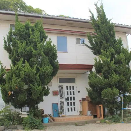 Tsushima White House