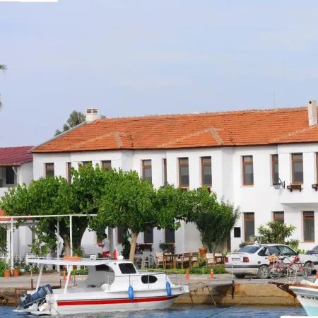 Teos Lodge Pansiyon