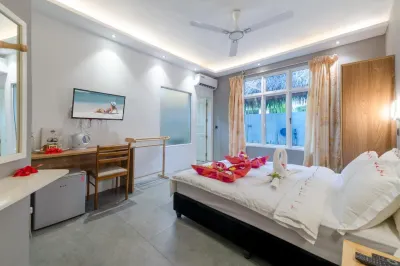 Koimala Beach Hotels in 