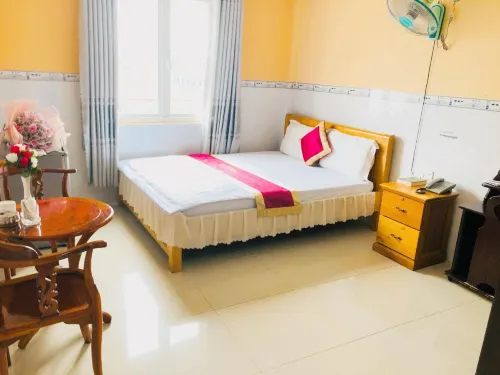 De Vuong 2 Hotels in Tan Khanh Dong