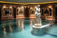 Falkensteiner Hotel Falkensteinerhof l 4 Star Superior - Pools
