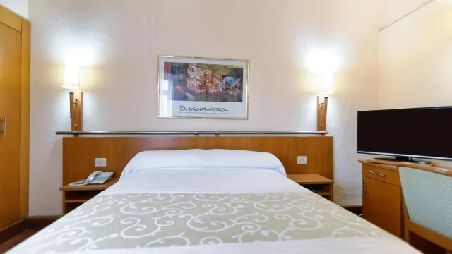 Bull Astoria Habitaciones Photos