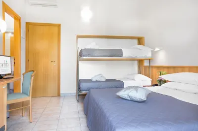 Adria Beach Hotel 알바아드리안티카 호텔