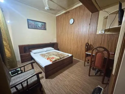 Zulfiqar Hotel Các khách sạn gần Balochistan University of Information Technology, Engineering and Management Sciences