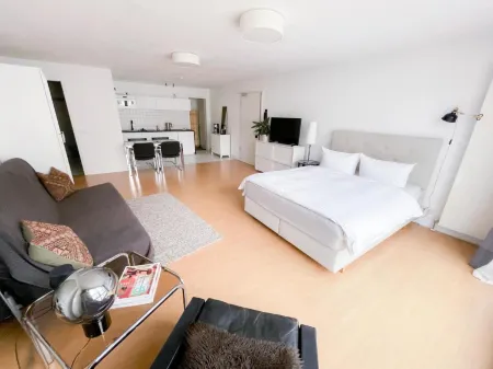 Central Studio Marktplatz View Отели рядом с достопримечательностью «Mahnmalsanlage und Gedenkstatte der DDR»