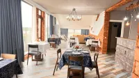 Hotel West Face Отели в г. Цхалтубо