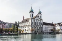 Capsule Hotel - Lucerne Thelab