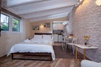 Natalie Apartments Hôtels à : 