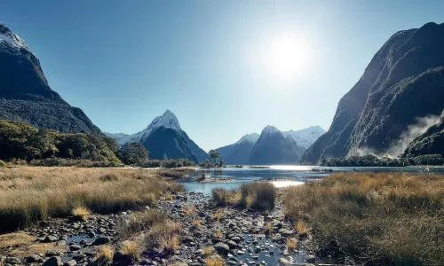 Milford Sound Overnight Cruise - Fiordland Discovery