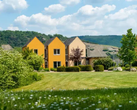 Eurostrand Resort Moseltal Hoteles en Leiwen