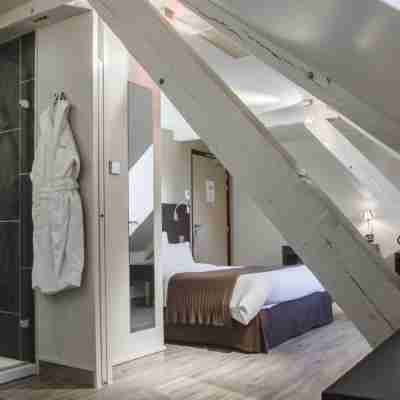 Château de Champlong Rooms